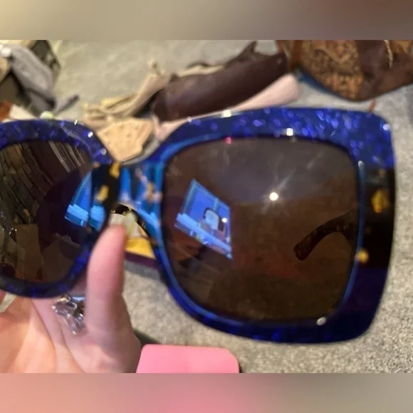 GUCCI OVERSIZED SUNGLASSES GG0083s 100% AUTHENTIC - Picture 9 of 12